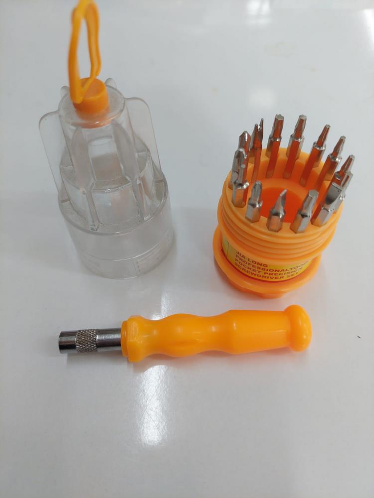 RŞ 15 Parça Tornavida Set